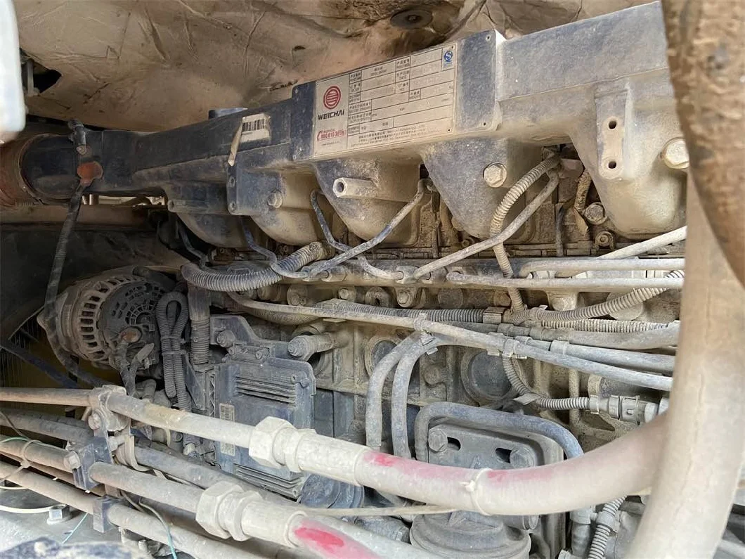 Hot Sale Used JAC A5 China Heavy Duty Cargo Tractor Trucks 6X4 Van Trailer Head Truck for Towing