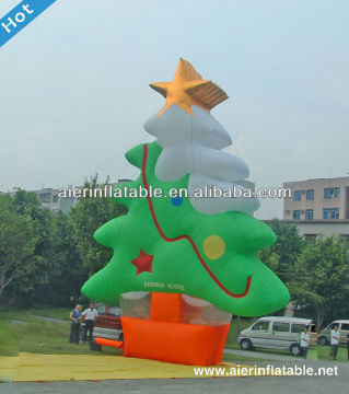 Lovely inflatable Christmas tree shape/santa tree