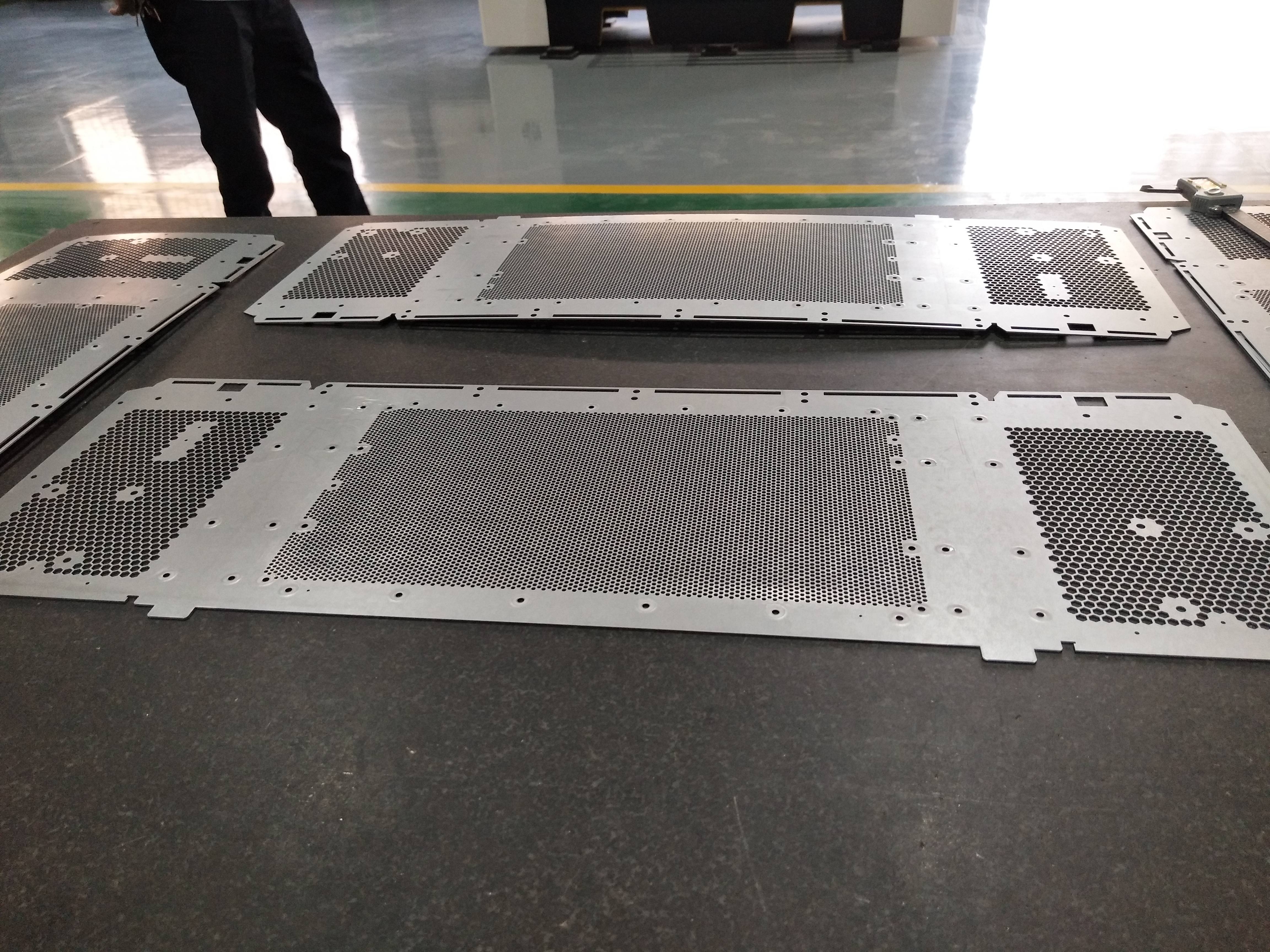 Máquina niveladora de placas de malla prensada Pressing mesh plate leveling machine