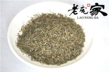 100% natural dried thyme leaf