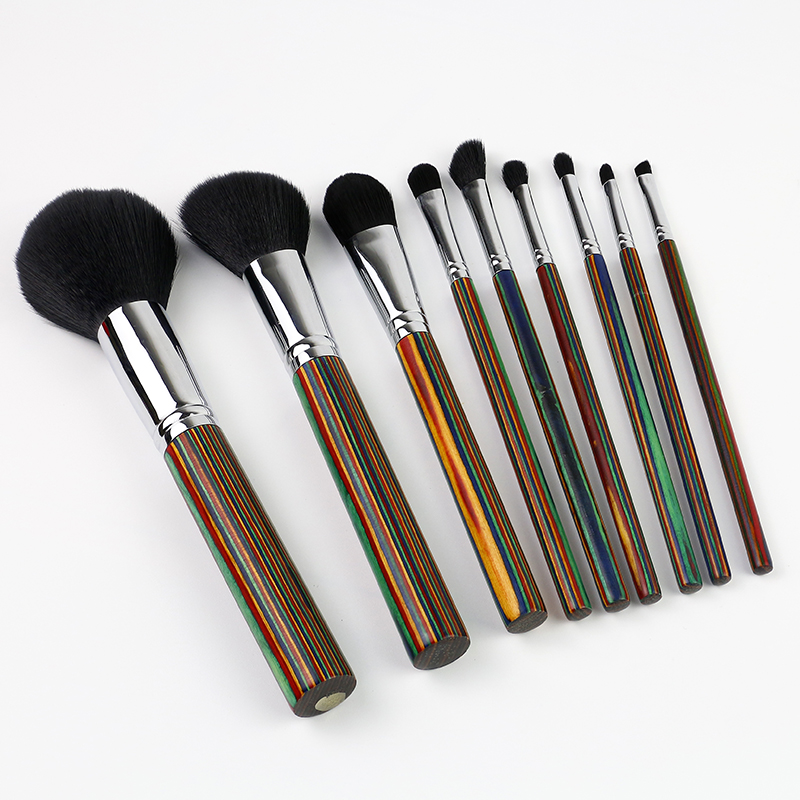 Color Wooden Handle Makeup Brush