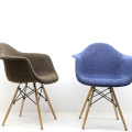 Replica Eames Döşenmiş Kumaş Parlatma İşleri Yemek Sandalyesi