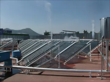 non-pressurized solar collector for large scale application
