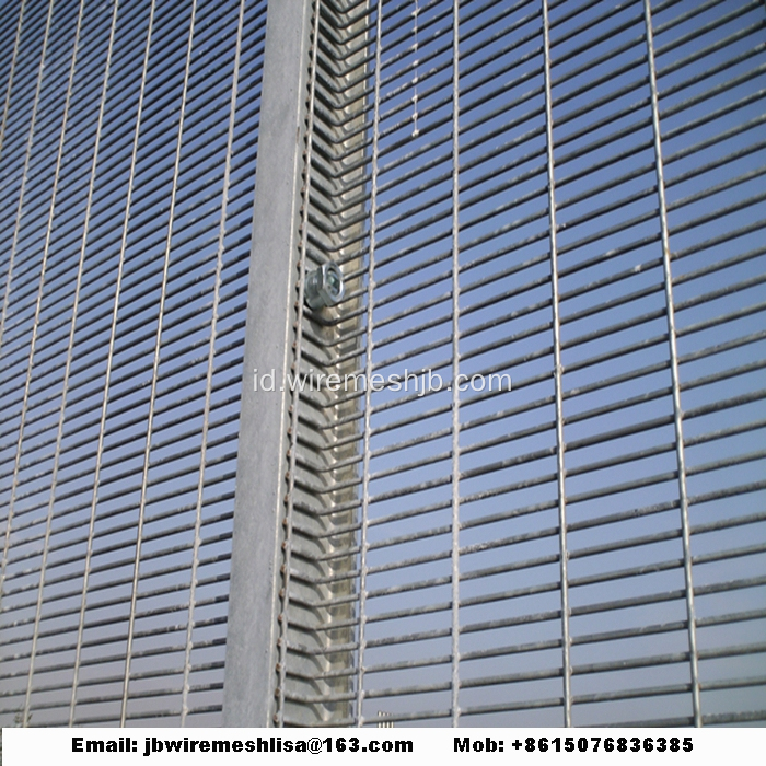 358 Panel Pagar Keamanan Wire Mesh Dilas