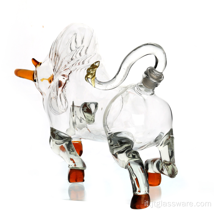 Bicchiere decanter per vino, liquori e whisky a forma di toro