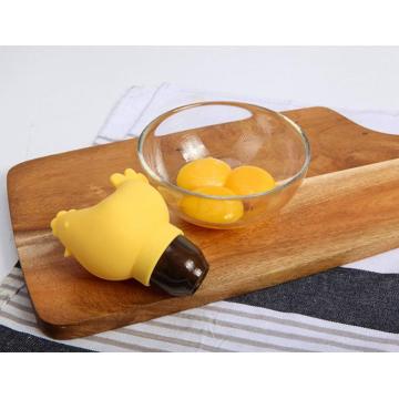 Poulet en silicone portant un séparateur de jaune d&#39;oeuf en forme