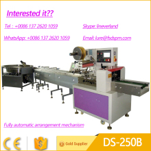 Automatic plastic bag glove packaging machine with servo motors