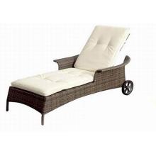 UV-proof outdoor wicker sun lounger with wheel