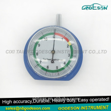 Easy operated depth gauge