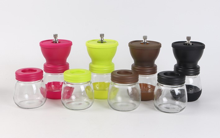 Colors manual coffee grinder