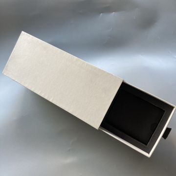 Hand Made Bio-degradable Women Paper Packaging Black Boxes