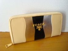 wholesale fashion cheap wallets at www.shoes01.com