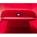 La clínica de alta potencia óptica personaliza la cama de luz roja.