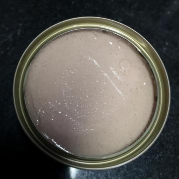 Pâté de thon en conserve à vendre