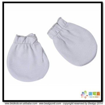 BKD soft cotton newborn baby mitten