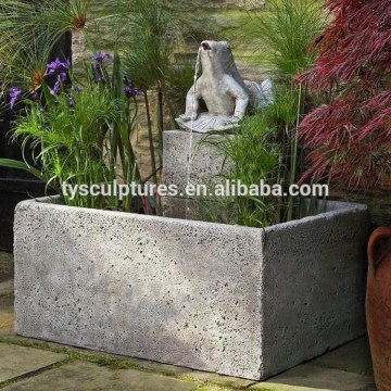 Hot sale antique bali stone frog yard art fountain with basin outdoor frog fountain
