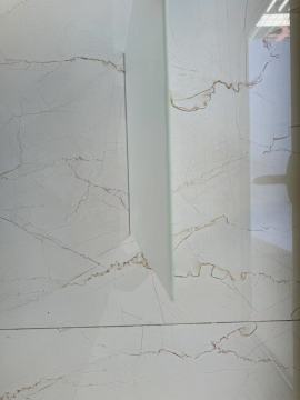 Ultra-clear transparent solar glass