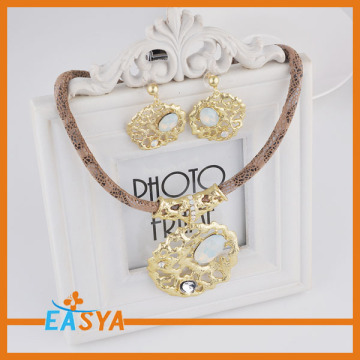 Imitation Jewelry Gold Necklace Earrings Set