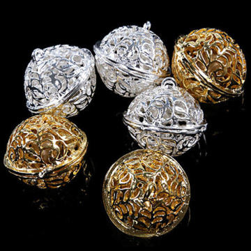 Hot Sale Silver Gold Christmas Decorative Metal Bells - Hollow Out Bells Hanging