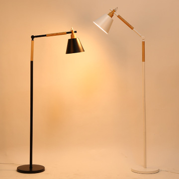 LEDER Unieke houten vloerlampen