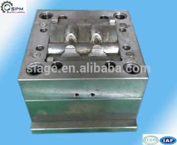 precision plastic injection mold maker production