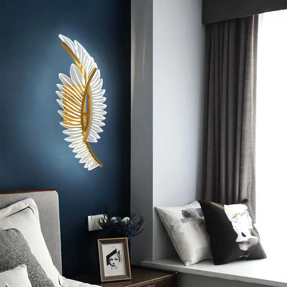 Elegant Acrylic Feather Wall Lamp for Luxurious Interiors