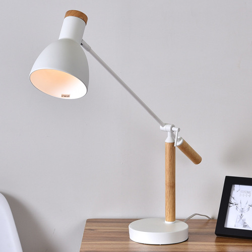 Lámpara de mesa pequeña moderna LEDER