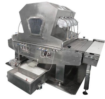 Oil spreader for biscuit production line