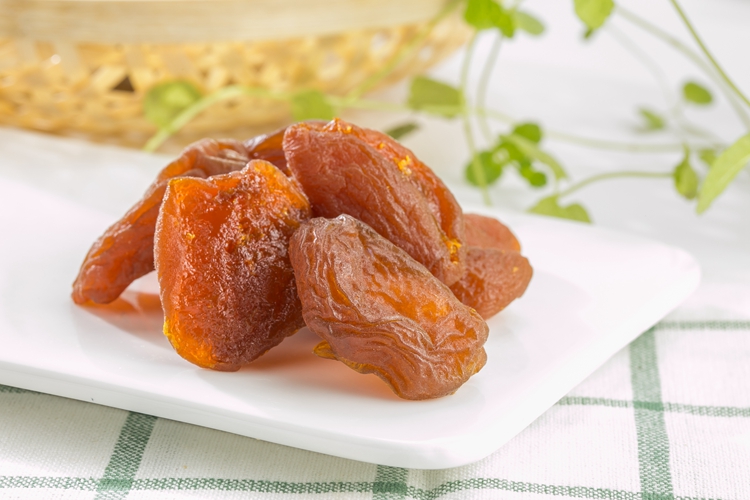 Uzbekistan natural and dried apricot fruit dry fruits