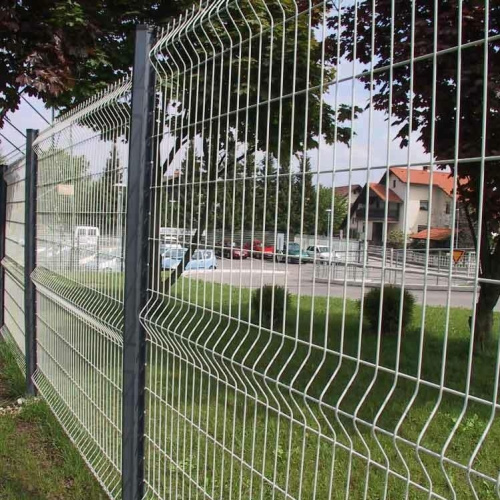 Welded 3D Security Fence With Peach shape Post