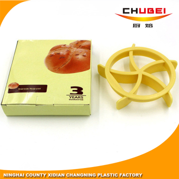 Kitchen Gadgets Simple Hand Operated Kaiser Roll Maker