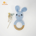 Anneau en bois doux Crochet Bunny Hochet Jouets de dentition