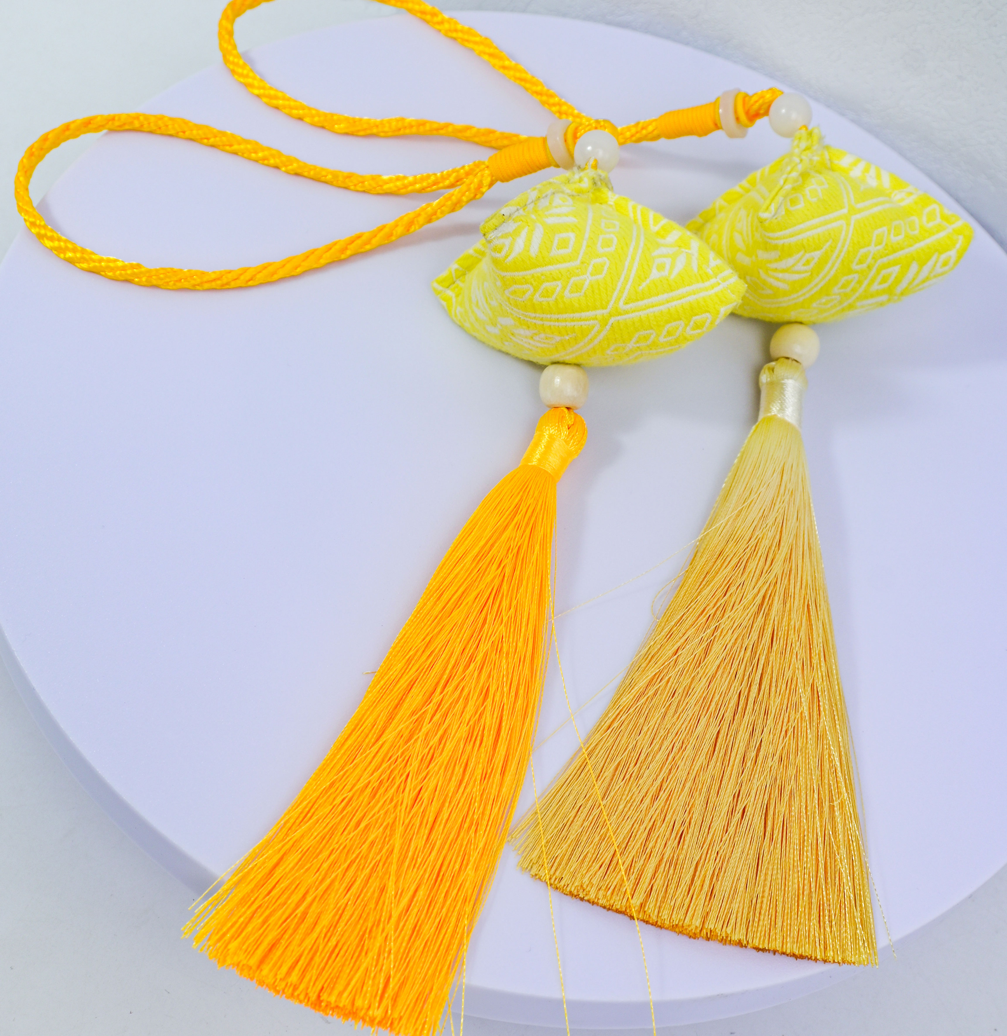 香囊 Fragrant Sachet
