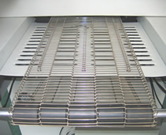 "z"type-convey belt weaving machine