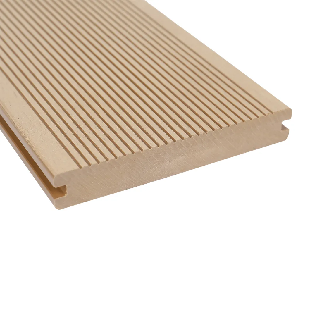 Waterproof Wholesale Composite Outdoor Engineered Flooring Board Anti-Slip WPC Decking