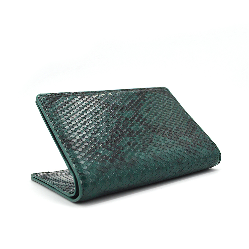 Logotipo personalizado Snake Leather Travel Wallet Funda para pasaporte