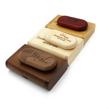 Ronde USB-flashdrive van hout met doos