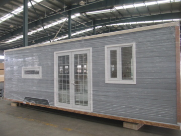 Shpping Out A Mobile House