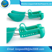 colorful plastic shoe tree wholesale/shoe keeper