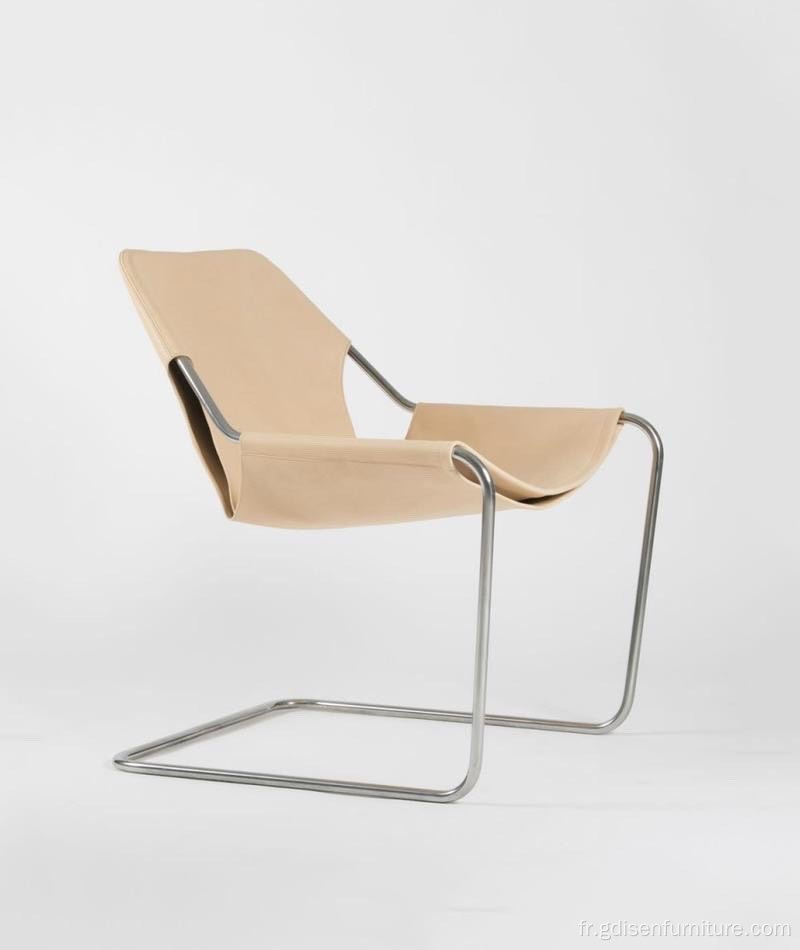 Chaise en cuir Paulistano moderne