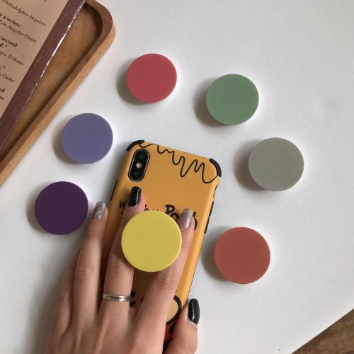 Button Cell Phone Holder