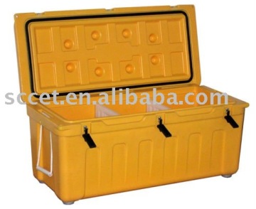 portable cooler / non-electric cooler box / cooler chest