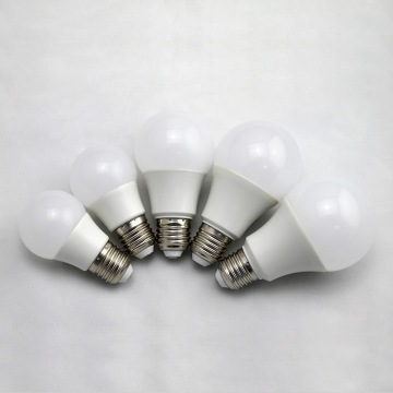 Professional Manufacture CE RoHS Approval LED Bulb (GHD-LB9W)