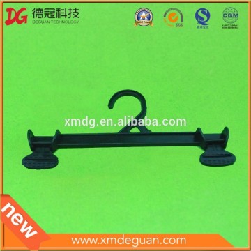 Plastic Child Hanger Bottom Hanger