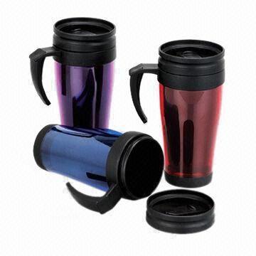 Plastic travel mug with Fashionable Design