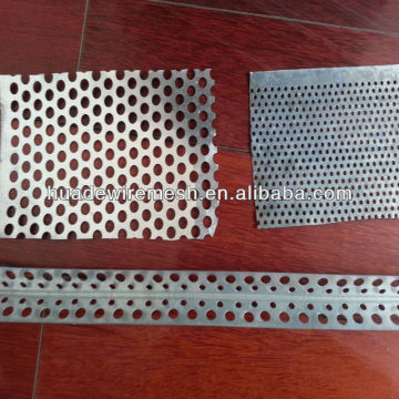 building material CL64 perforated corner