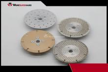 Brazed diamond grinding wheel for grinding steel