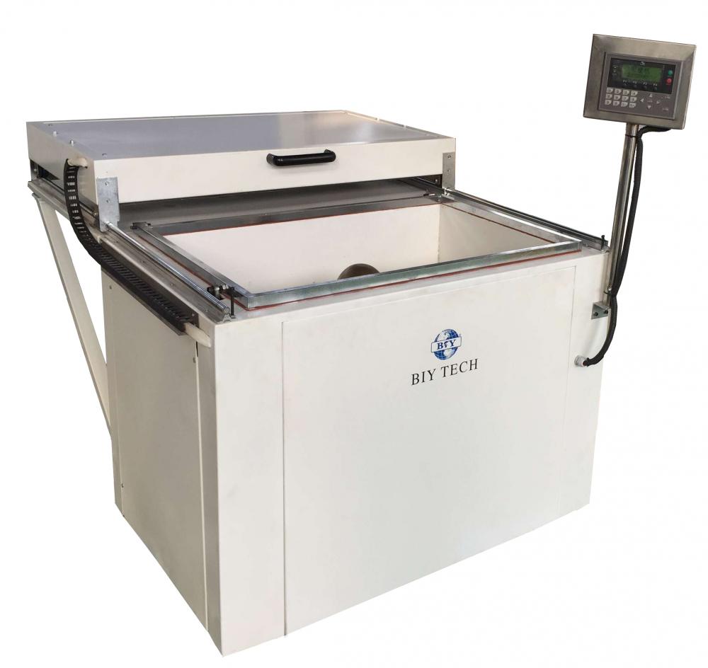 Vacuum Forming Machine