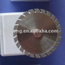 diagonal serrated diamond discs