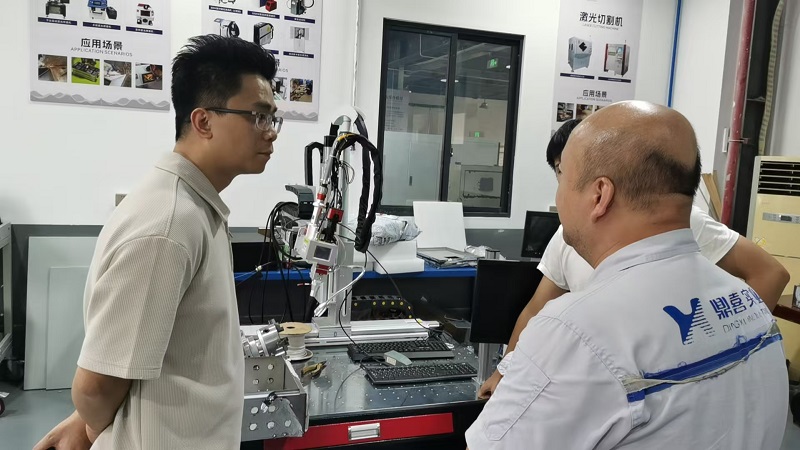Technology as the Medium! Air Conditioner Parts Supplier Visits Chuke Intelligent for On-Site Inspection After Hearing About High-Power Laser Welding Machines. On September 29, 2025, Chongqing Chuke Intelligent Machinery Equipment Co., Ltd. (hereinafter 